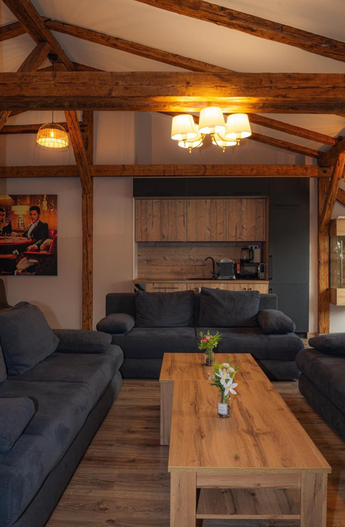 Apartament Apatman Fellini House Trenčín Zewnętrze zdjęcie