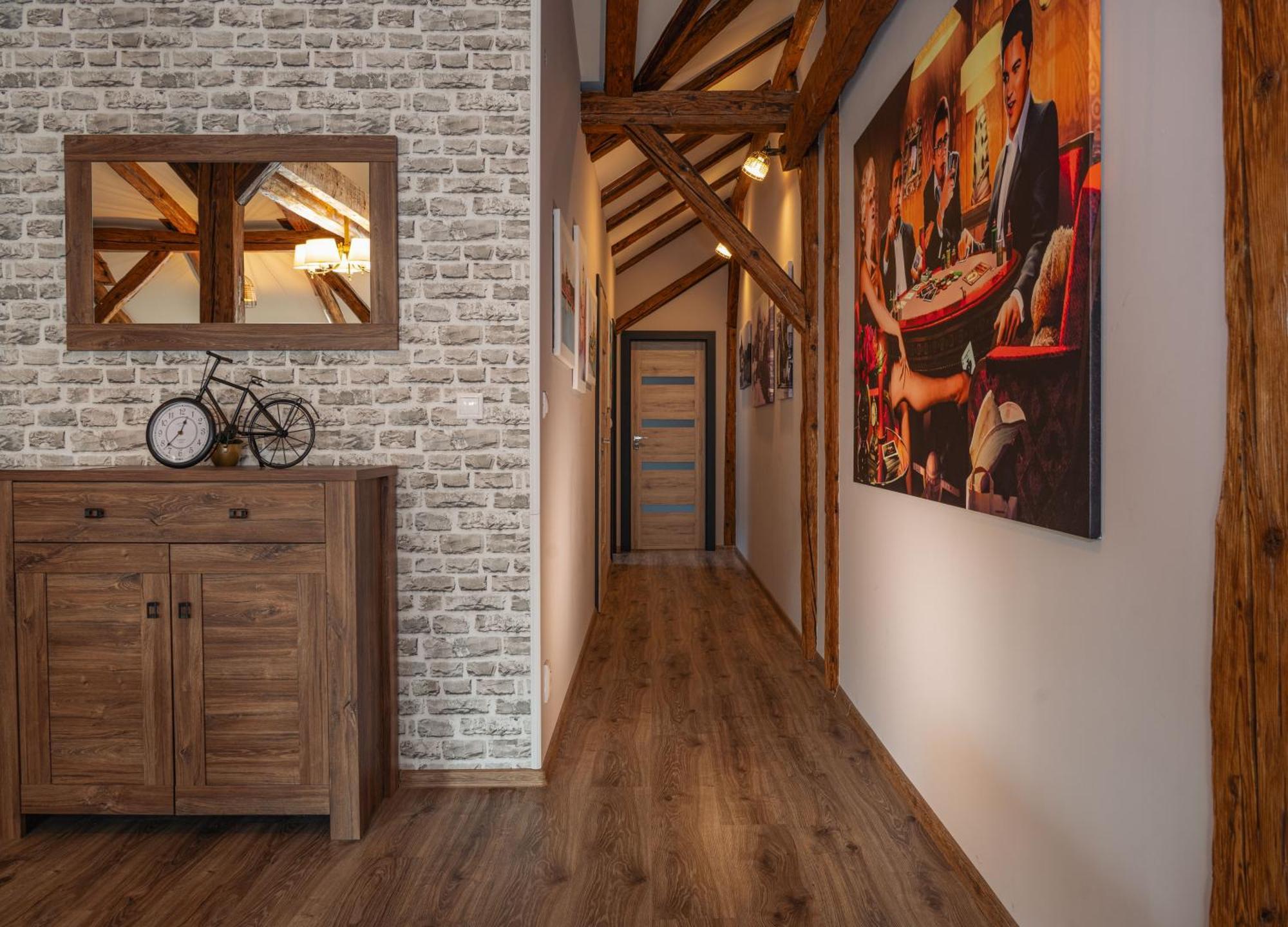 Apartament Apatman Fellini House Trenčín Zewnętrze zdjęcie
