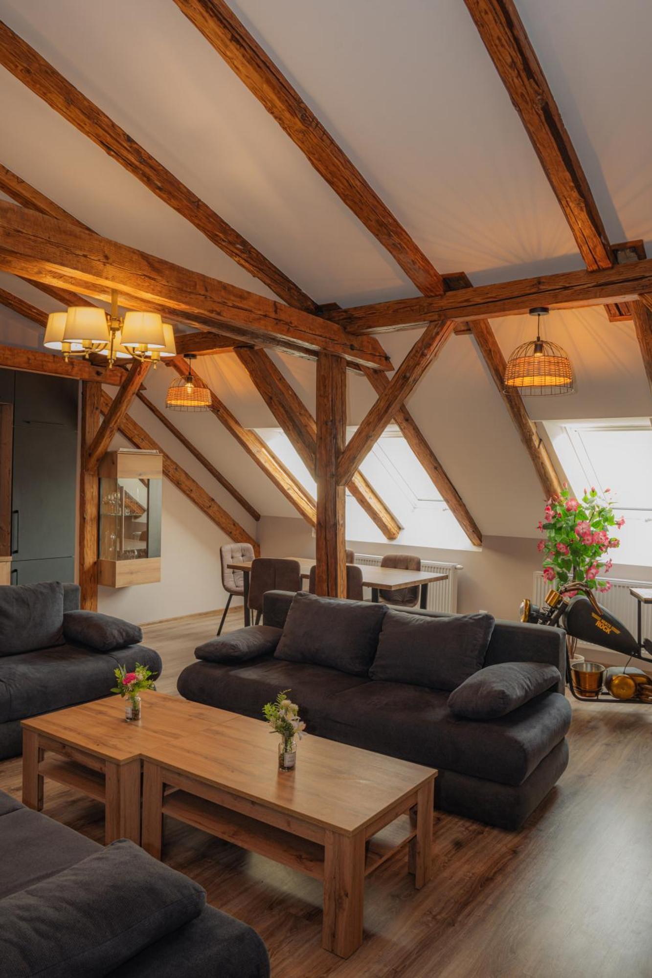 Apartament Apatman Fellini House Trenčín Zewnętrze zdjęcie